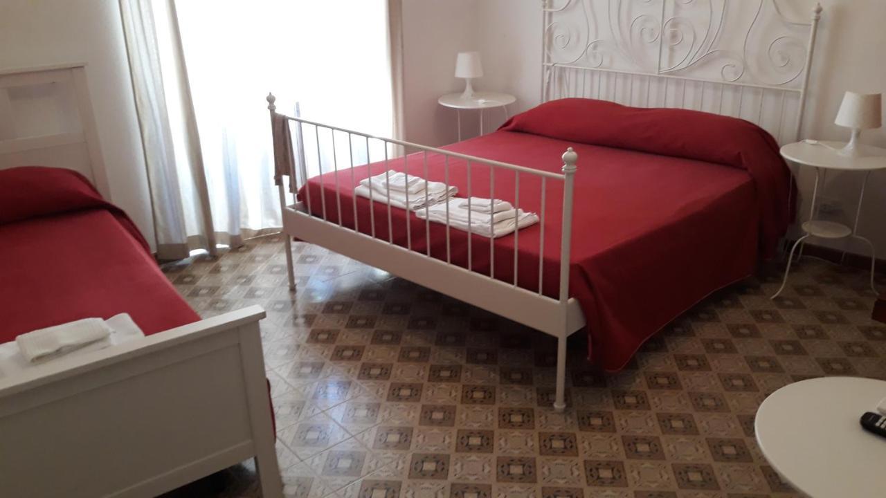Il Molo Camere Per Vacanze Diamante Exterior foto